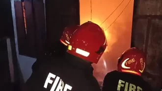 সিলেটে জুতার গুদামে আগুন, পুড়ে গেছে কয়েক লাখ টাকার মালামাল