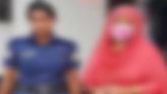 প্রাথমিকের নতুন বই বিক্রির অভিযোগ, শিক্ষিকা গ্রেফতার