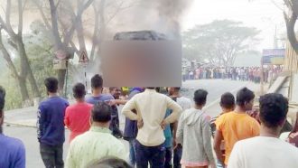 বাস-মোটরসাইকেলের সংঘর্ষে বাবা-মেয়ে নিহত