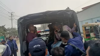 ধামরাইয়ে মিছিলের প্রস্তুতির সময় পুলিশের ধাওয়া, বিএনপি সভাপতিসহ আটক ৯