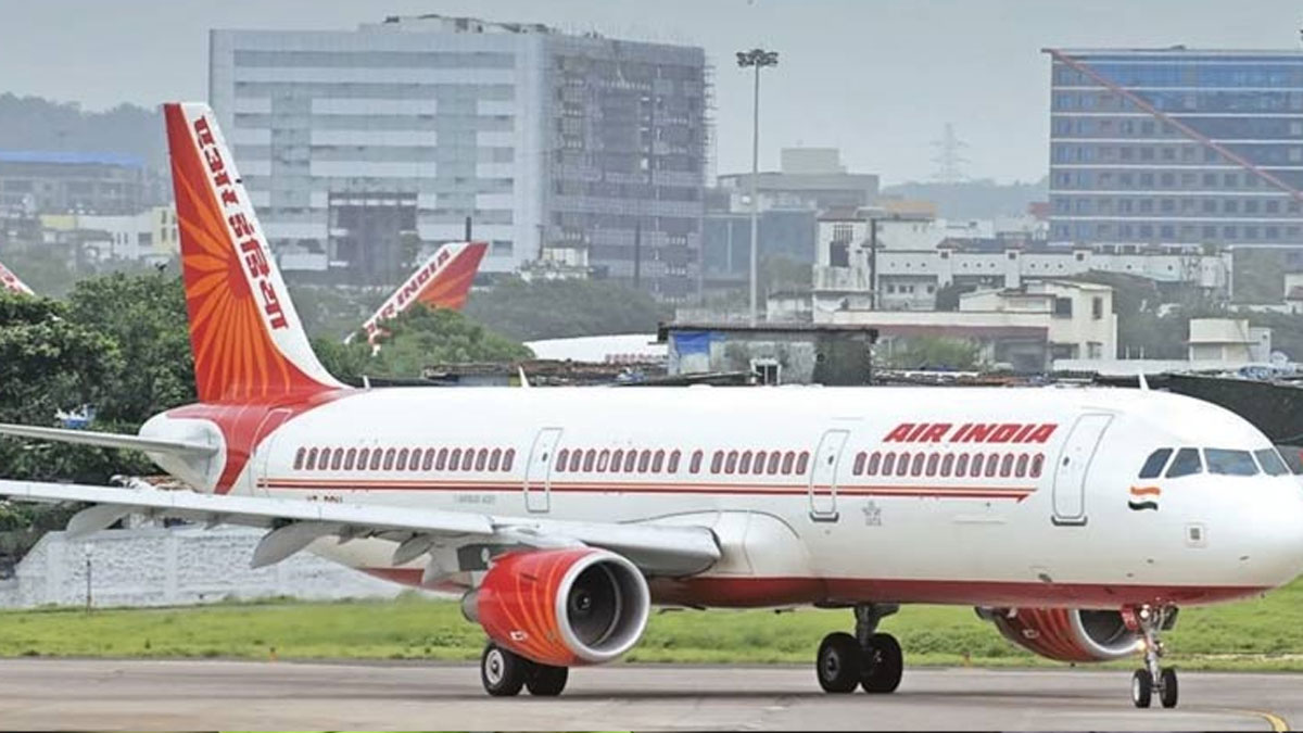 প্রস্রাবকাণ্ডে এয়ার ইন্ডিয়াকে ৩০ লাখ জরিমানা, পাইলটও বরখাস্ত