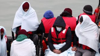 যুক্তরাজ্যে সরকারি আশ্রয়কেন্দ্র থেকে নিখোঁজ ২০০ শরণার্থী শিশু