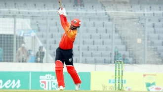 রংপুরকে হারিয়ে খুলনার প্রথম জয়