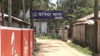 শাসন করায় বড় ভাইকে মেরে ফেলল ছোট ভাই