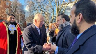 যুক্তরাজ্যের মহামান্য রাজাকে আলতাব আলী পার্কে অভ্যর্থনা