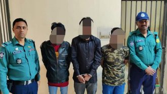 এবার বন্দরবাজার থেকে ৩ ছিনতাইকারী গ্রেফতার
