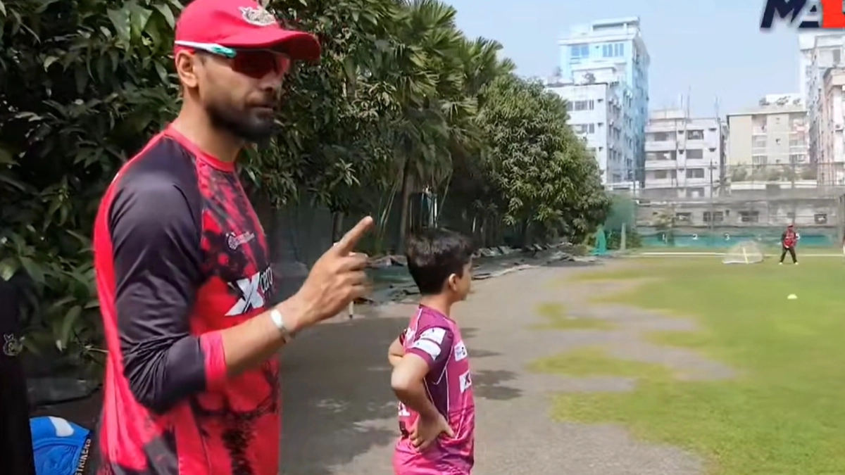 পড়ালেখা অনেক সহজ, খেলাধুলা নয়: মাশরাফি