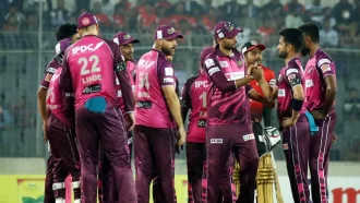 মাশরাফিদের টপকে ফাইনালে কুমিল্লা