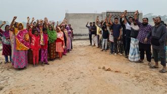 কবর থেকে লাশ তুলে এনে মাজার তৈরির চেষ্টা, প্রতিবাদে বিক্ষোভ