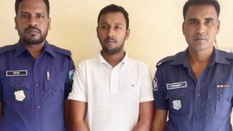 ডিবি পুলিশের নাটক সাজিয়ে ২০ লক্ষ টাকা আত্মসাৎ! বিয়ানীবাজারে জাল মামুন আটক