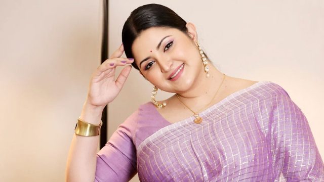 শ্লীলতাহানির অভিযোগে পরীমণির সাক্ষ্যগ্রহণ পেছাল