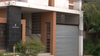 আবদুল হামিদের অপেক্ষায় নিকুঞ্জের ৬ লেক ড্রাইভ রোডের বাসা