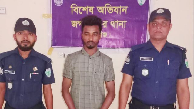 সুনামগঞ্জের সন্ত্রাসী খাগড়াছড়ি থেকে গ্রেফতার