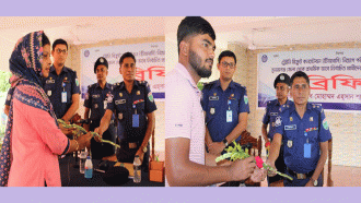 ১২০ টাকায় পুলিশের চাকরি পেয়ে খুশিতে আত্মহারা