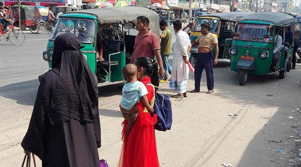 পরীক্ষার কারেণে সুনামগঞ্জে বাস ধর্মঘট স্থগিত