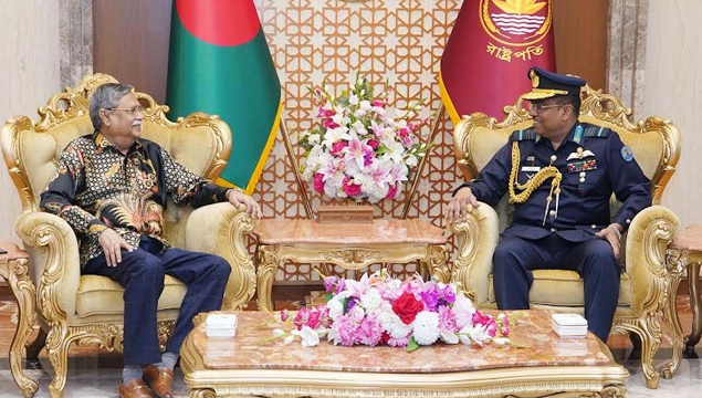 রাষ্ট্রপতির সঙ্গে বিমানবাহিনী প্রধানের সাক্ষাৎ