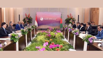 জ্বালানি কৃষি স্বাস্থ্য খাতে একসঙ্গে কাজ করার প্রতিশ্রুতি ঢাকা-জাকার্তার