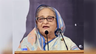 বন্ধ করুন এই যুদ্ধ, বন্ধ করুন এই অস্ত্রের খেলা, বিশ্ব নেতাদের প্রতি প্রধানমন্ত্রী