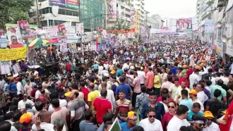 নয়াপল্টনে বিএনপির জনসমাবেশ চলছে, নেতা-কর্মীদের ঢল