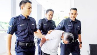 মালয়েশিয়ায় ধর্ষণের দায়ে বাংলাদেশির ২২ বছরের জেল