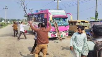 সুনামগঞ্জে বিএনপির বিক্ষোভ মিছিল, যানবাহন ভাঙচুর