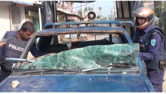 হবিগঞ্জে পুলিশ-ছাত্রদল সংঘর্ষ, গাড়ি ভাঙচুর