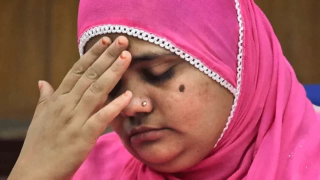 ভারতে বিলকিস ধর্ষণ: আসামিদের মুক্তির সিদ্ধান্ত খারিজ