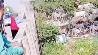 চন্দরপুর ব্রিজের অদূরবর্তী স্থান থেকে আলী হোসেনের লাশ উদ্ধার