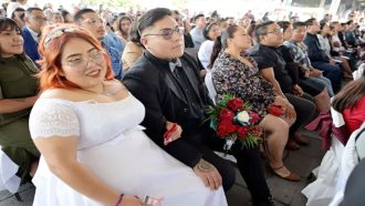 ভালোবাসা দিবসে একসঙ্গে ১২শ’ যুগলের বিয়ে!