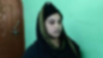 ভালোবাসা দিবসের আগের দিন কীটনাশক খেয়ে নিজের প্রাণ নিলেন তরুণী, কেন?