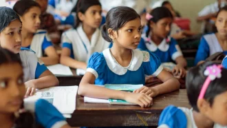 রোজায় স্কুল বন্ধের আদেশ স্থগিত চেয়ে আপিল