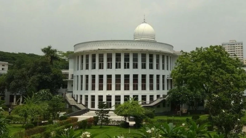 দীর্ঘ অবকাশকালীন ছুটি শেষে খুলল সুপ্রিম কোর্ট