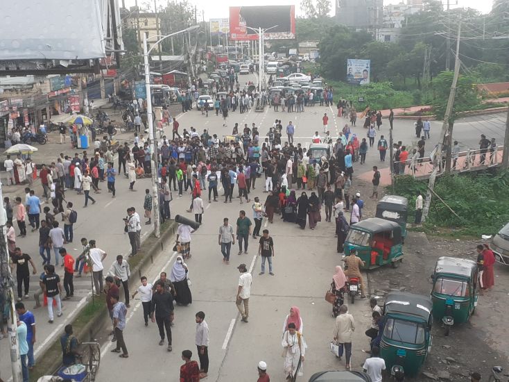 বাংলা ব্লকেড: সিলেট-সুনামগঞ্জ সড়ক ফের অবরোধ, যানজট