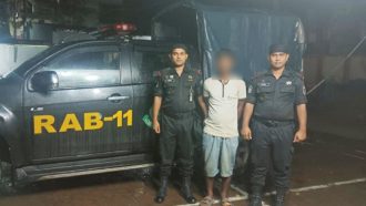 সিলেটের পলাতক আসামিকে কুমিল্লা থেকে ধরল র‍্যাব