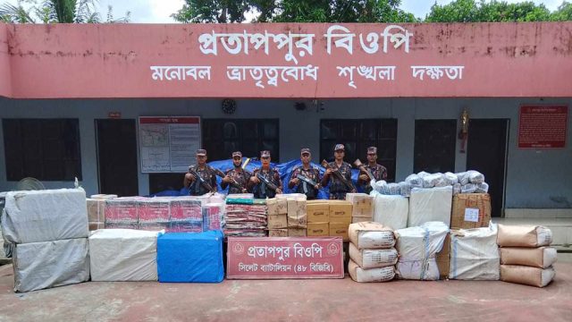 সিলেটের সীমান্তে কোটি টাকার চোরাই পণ্য জব্দ