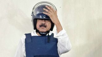 শাজাহান খানের শুনানিতে আদালতে যে কাণ্ড করলেন আইনজীবীরা