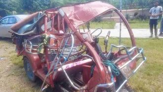 সড়ক দুর্ঘটনায় প্রাণ গেলো দুজনের