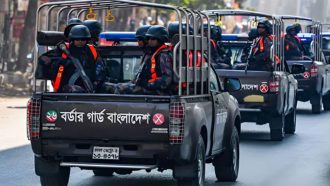 সারা দেশে ১৯১ প্লাটুন বিজিবি মোতায়েন