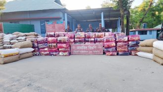 এবার সিলেট সীমান্তে প্রায় সাড়ে ৩ কোটি টাকার চোরাই পণ্য জব্দ