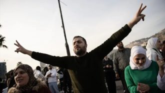 সিরিয়ায় ৪৮ ঘণ্টায় ৪৮০ বার হামলা চালিয়েছে ইসরাইল