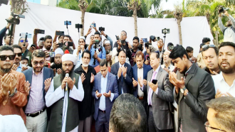 হারিছ চৌধুরীর রুহের মাগফেরাত কামনা করে বিশেষ মোনাজাতে নেতাকর্মীরা