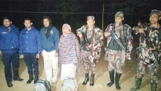 সিলেট সীমান্তে মানব পাচার কারীসহ ভারতীয় নারী আটক