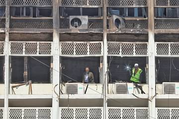 সচিবালয়ে অগ্নিকাণ্ড: মন্ত্রিপরিষদ বিভাগ গঠিত তদন্ত কমিটির কাজ শুরু