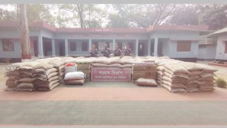 সীমান্তে ৪৭ লক্ষ টাকার চোরাই পণ্য জব্দ করেছে বিজিবি