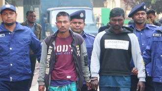 গৃহবধূকে তুলে নিয়ে ডাকাতদলের ধর্ষণ, ৭ জন গ্রেপ্তার