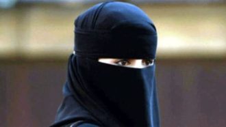 কে সেই রহস্যময়ী রুমি, খুঁজছে পুলিশ