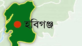 মাধবপুরে বাস চাপায় তিন নারী শ্রমিকের প্রাণহানী