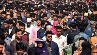 বিপ্লবী ছাত্রদের স্বপ্ন ভেঙে পড়ছে বেকারত্বে