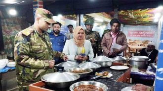 সিলেটে অতিথি পাখি বিক্রির দায়ে পাঁচ রেস্তোঁরাকে জরিমানা