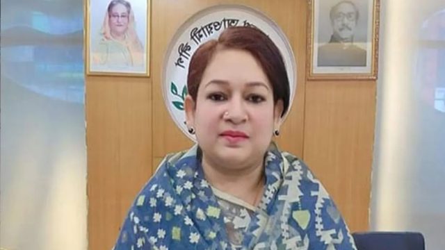 সাবেক মন্ত্রী ফরহাদ হোসেনের স্ত্রী গ্রেফতার